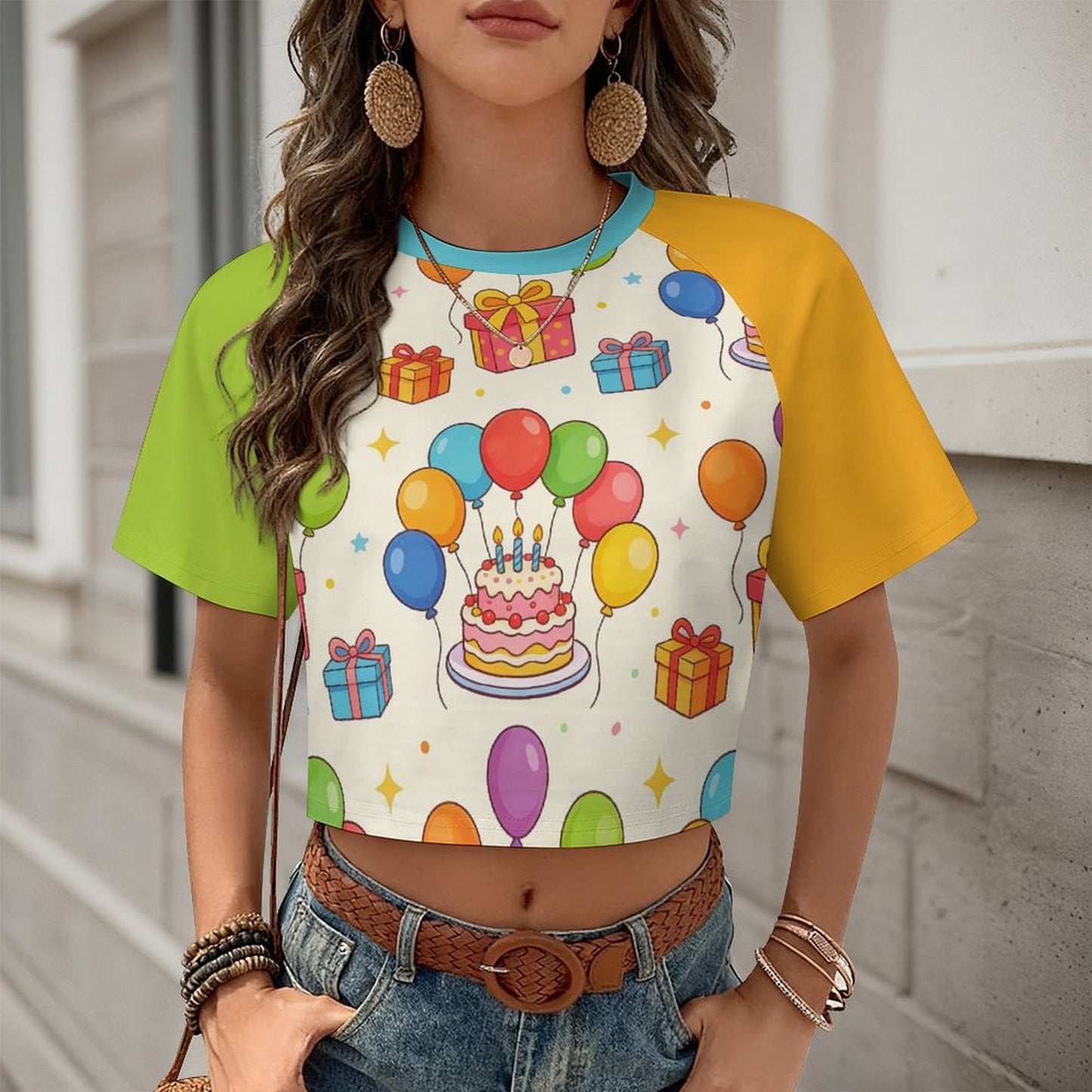 T-Shirt Crop Personalizzata con Maniche a Contrasto